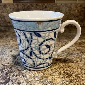 Pfaltzgraff Blue and White Mosaic Pattern Mug 12 oz.